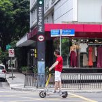 1º dia de multas para bikes e patinetes elétricos tem 'operação modelo' na Faria Lima e flagrantes de excesso de velocidade