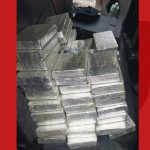 50 kg de cocaína são encontrados em porta-malas de carro após acidente na BR-116, na Bahia