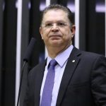6×1: Líder do PL diz que tentará votar PEC por hora trabalhada em 2027