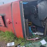 Acidente entre carro e ônibus com 20 passageiros deixa feridos em Novo Hamburgo