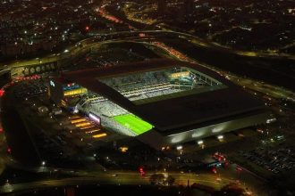 Acordo da Caixa com o Corinthians é criticado nas redes sociais