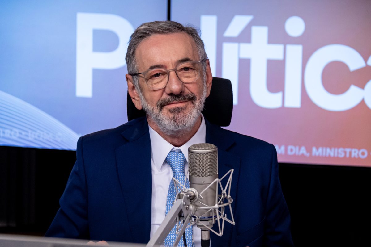 Acordo Mercosul-UE elevou exportações brasileiras em 30% desde maio, diz ministro