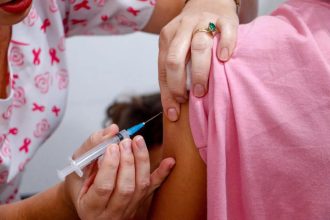 Acre aplica mais de 30 mil doses de vacina contra sarampo até setembro deste ano, aponta Saúde