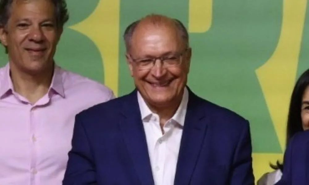Alckmin agradece Lula em discurso de vitória: ‘Salvou a democracia pela segunda vez’