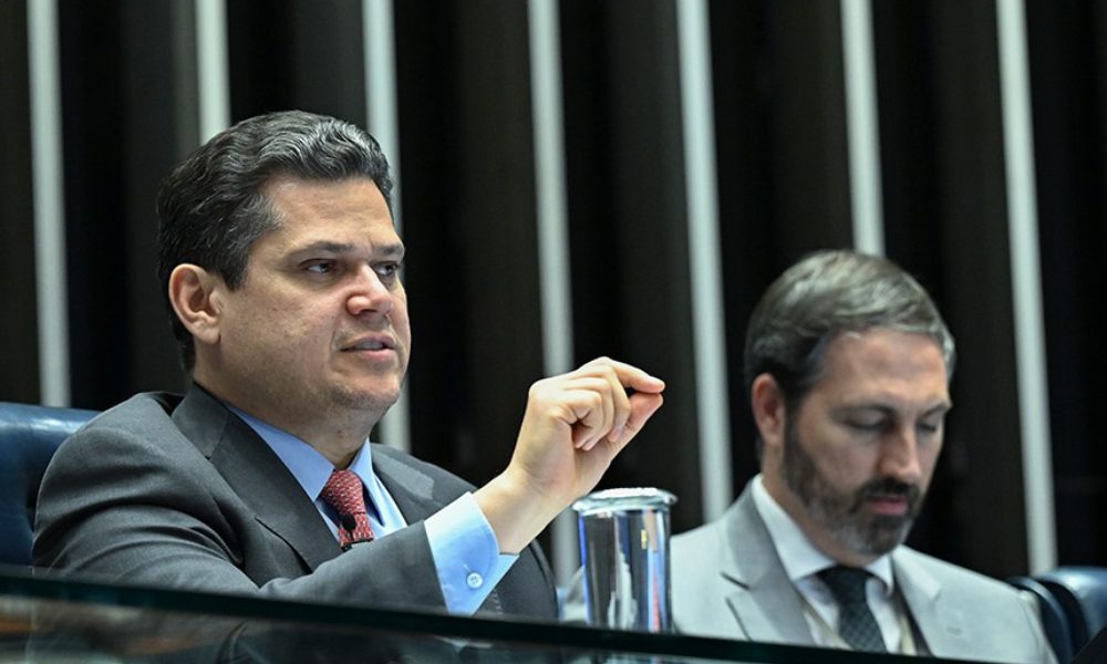 Alcolumbre pauta para próxima terça-feira votação da PEC da Segurança Pública