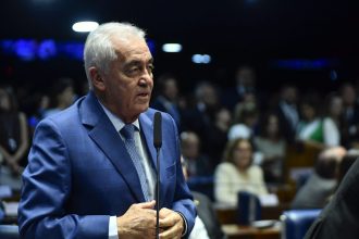 Aliado de Lula, presidente da CCJ defende anistia pelo 8 de janeiro e admite conversas com Alcolumbre