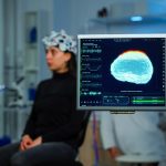 Alzheimer: estudo identifica ondas cerebrais que podem ajudar a prever risco da doença