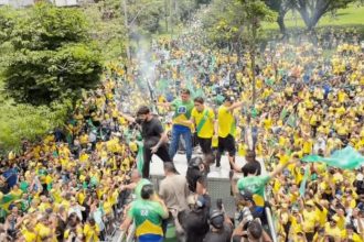 Ao menos 19 cidades do Brasil tiveram atos pró-Flávio no sábado