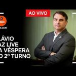 Ao vivo: Flávio faz live na véspera do 2º turno