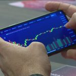 Aplicativos de bancos e corretoras têm instabilidade em meio à turbulência nos mercados