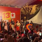 Apoiadores de Lula fazem ato sob chuva em São Paulo