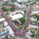 Apoiadores de Lula fazem passeata pelas ruas do Centro de Florianópolis