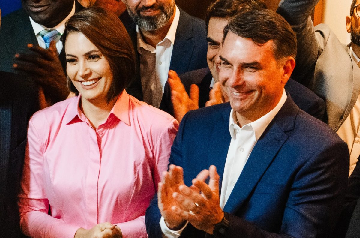 Após críticas de aliados, Michelle diz que Bolsonaro pediu para direita se unir e não buscar culpados