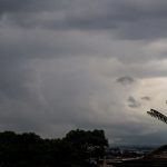 Após temporal, deslizamento de terra mata uma pessoa em São Paulo