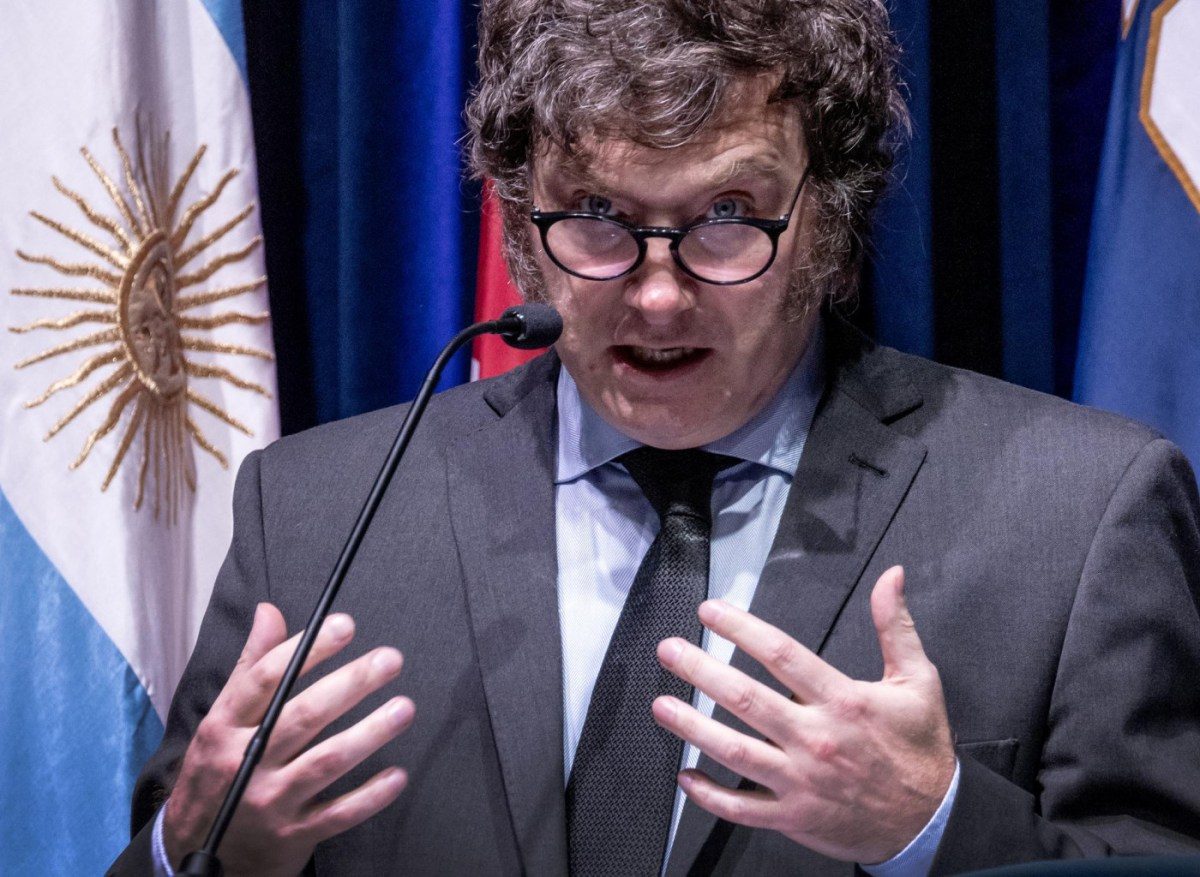 Argentina lança programa de demissão voluntária