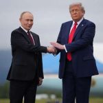 As críticas a Trump por seu plano de importar diesel russo: 'Um porto seguro financeiro para a Rússia enquanto mata civis na Ucrânia'