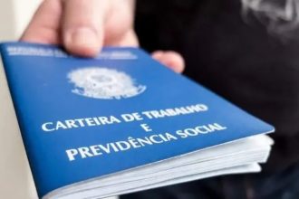 As propostas de Lula e Flávio Bolsonaro sobre CLT e relações trabalhistas