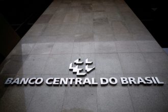 BC estuda limitar crédito de acordo com a renda, diz agência