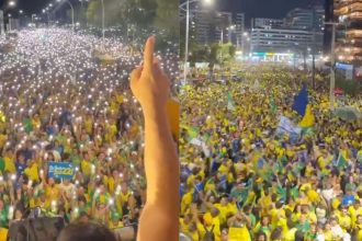 “Bloco do 22” toma ruas de capitais no Nordeste a 3 dias do 2º turno
