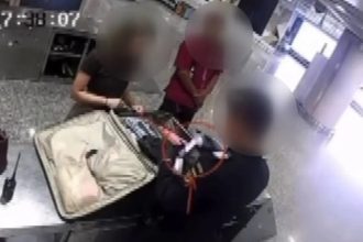 Brasileira presa por transportar cocaína em cosméticos na Indonésia é natural do Paraná