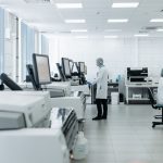 Brasileiros montam fábrica nos EUA para disputar mercado que movimenta US$4,5 bilhões em regeneração óssea