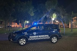 Briga entre irmãos por causa de ex-mulher termina com amigo ferido a tijoladas e dupla presa