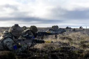 Britânicos treinam para possível invasão da Argentina às Malvinas