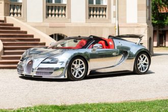 Bugatti restaura único Veyron 'espelhado'; superesportivo foi visto com o piloto Fernando Alonso