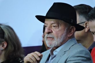 Caixa e Corinthians: Lula pediu uma solução ao banco estatal. Quem vai fiscalizar a negociação?