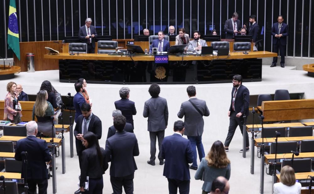 Câmara aprova aumento no teto do MEI e perdão a dívidas