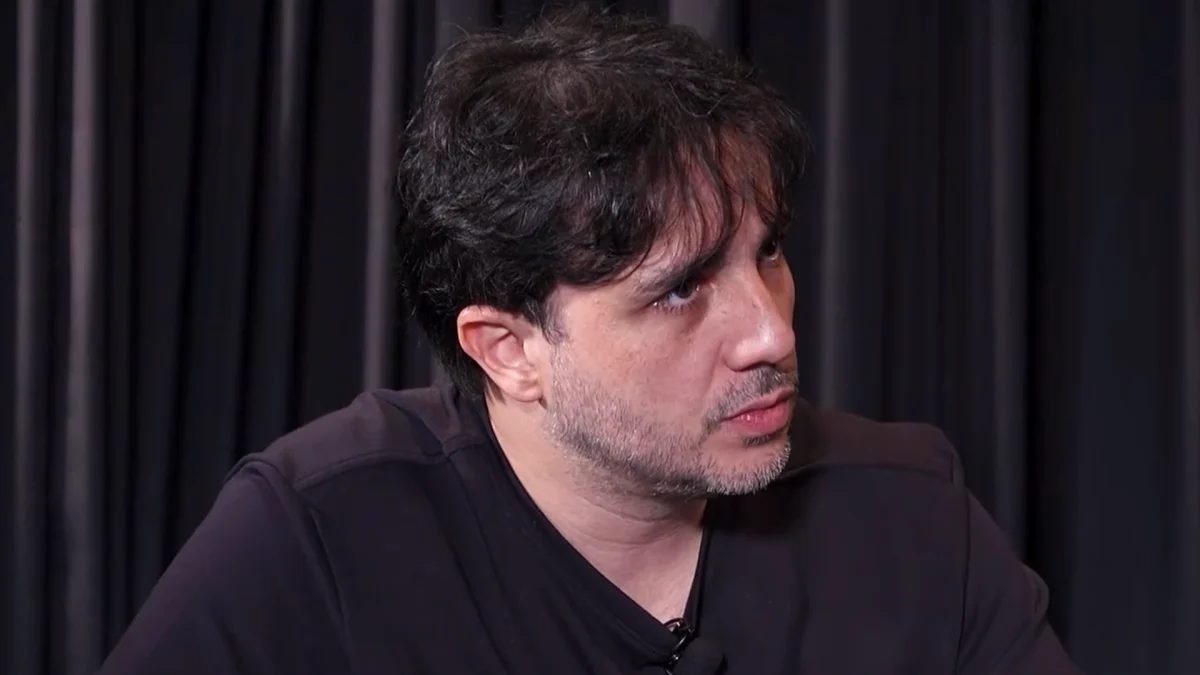 Campanha de Flávio está com “rei na barriga”, diz Renan Santos