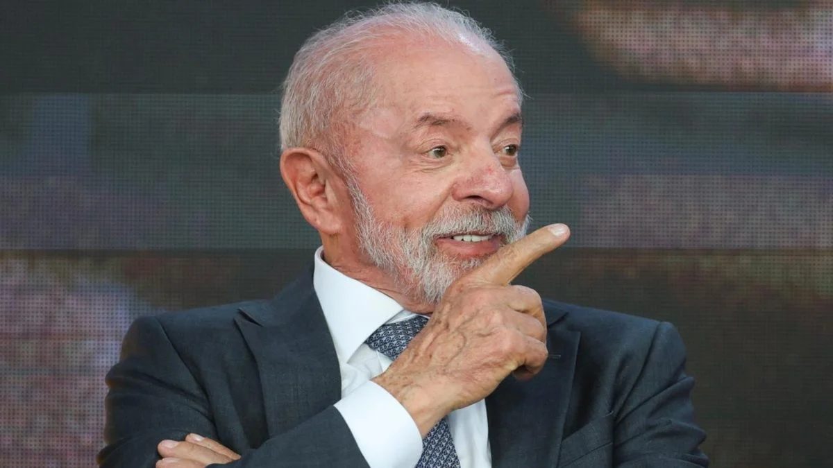 Campanha de Lula lança cartas direcionadas a evangélicos e católicos