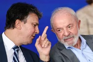 Campanha de Lula quer checagem em tempo real no debate da Globo