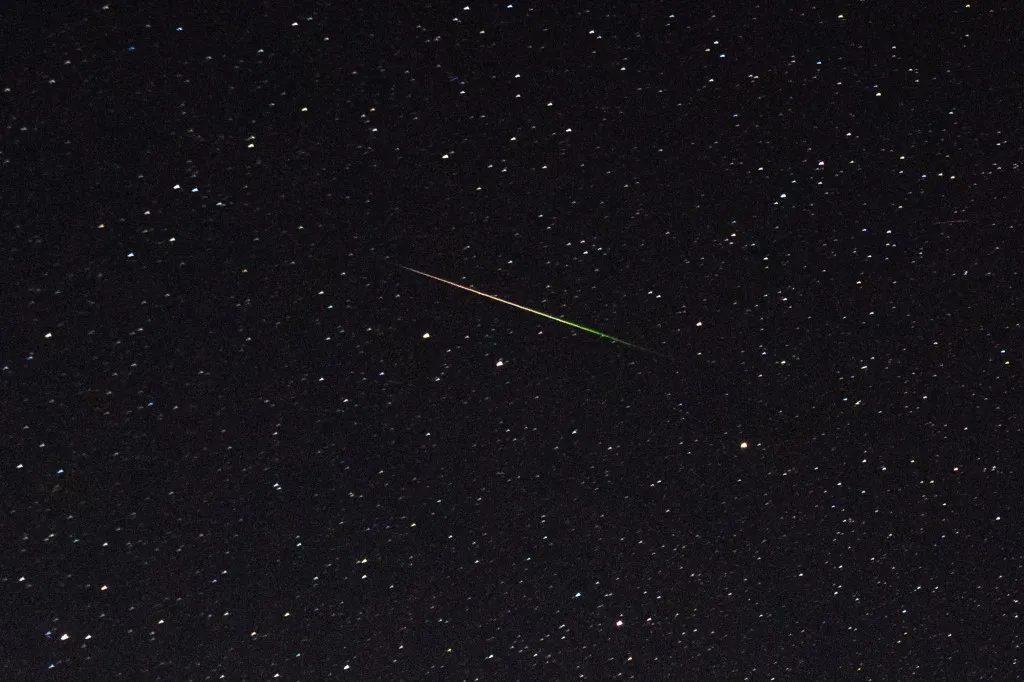Chuva de meteoros terá pico visível no Brasil nesta quarta-feira; saiba como ver