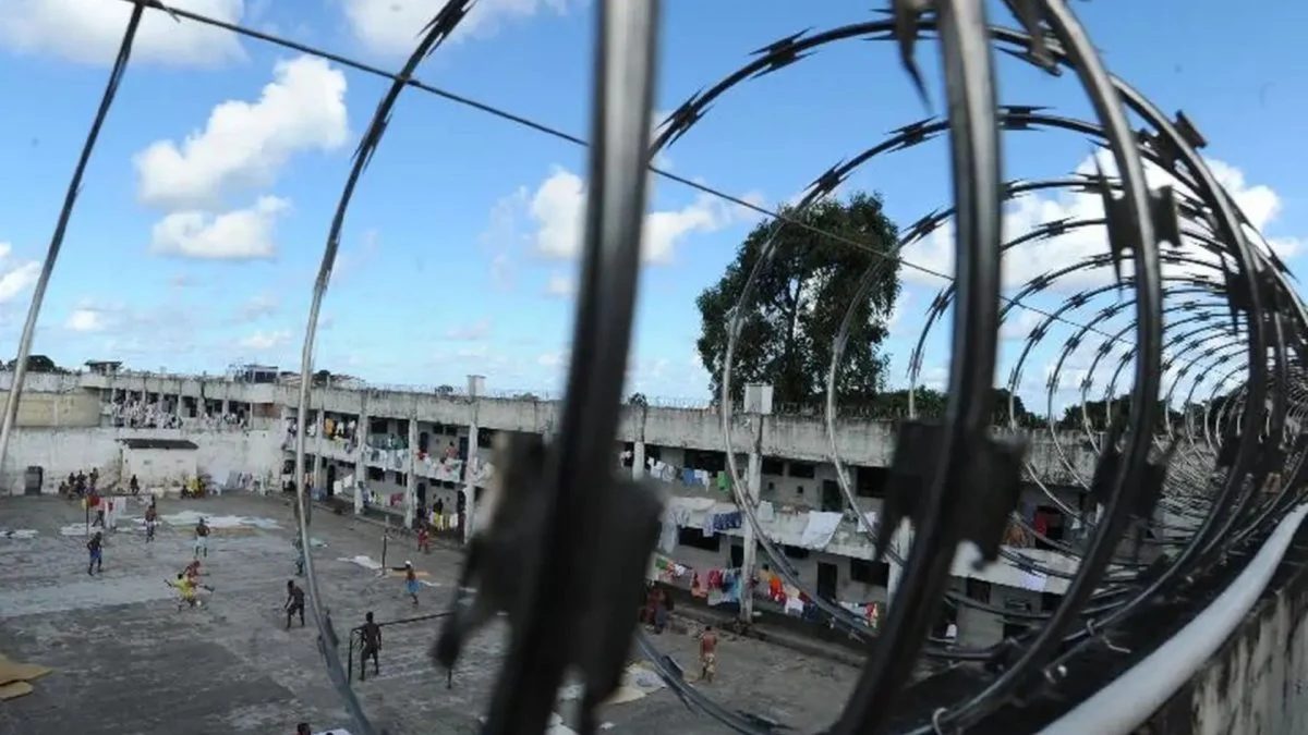 CNBB critica redução da maioridade penal, defendida por Flávio