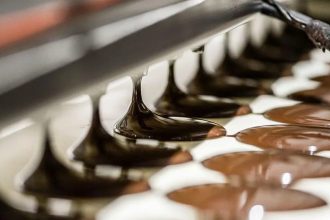Com cacau caro, fabricante de chocolates premium troca CEO após piora nas vendas; entenda