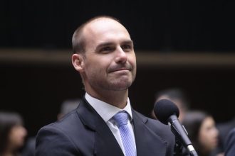 Com Flávio presidente, Moraes estará fora do STF, diz Eduardo