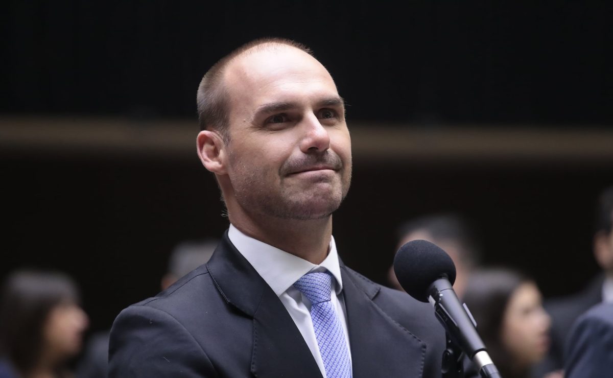 Com Flávio presidente, Moraes estará fora do STF, diz Eduardo