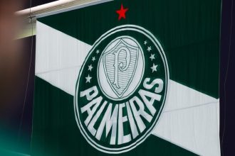 Com R$ 104 milhões, Palmeiras se isola em premiações no Brasil
