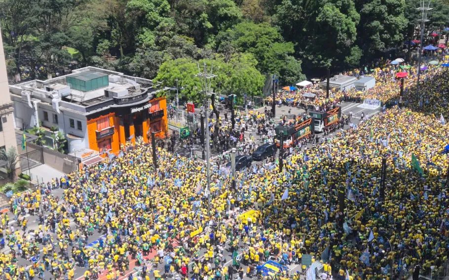 Começa a manifestação ‘Bloco do 22’ na Paulista