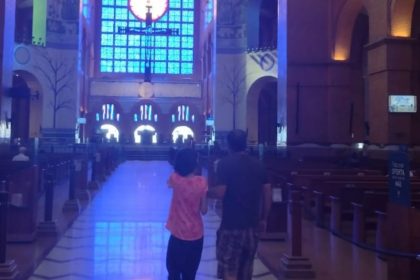 Como fé em Nossa Senhora Aparecida ajudou mãe a lidar com convulsões da filha com síndrome rara