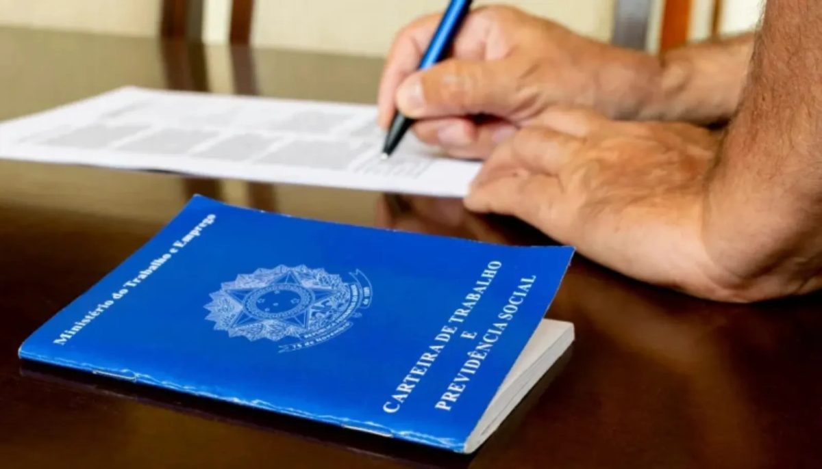 Confira oportunidades de emprego e concursos abertos no Ceará nesta segunda-feira (12)
