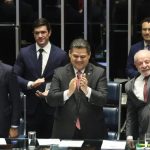 Congresso promulga aposentadoria especial para agentes de saúde
