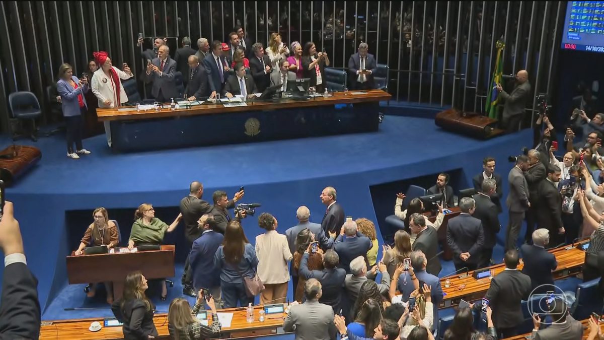 Congresso promulga fim da escala 6x1 em primeira mudança da jornada de trabalho desde 1988