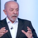 Consegue decorar, mas não consegue aprender, diz Lula sobre Flávio Bolsonaro