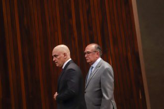Contra isolamento, Gilmar e Moraes procuram apoio