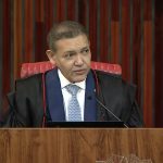 Corregedor do TSE suspende preliminarmente decisão de Nunes Marques e libera canal 'Exército do Lula'; decisão final será do plenário