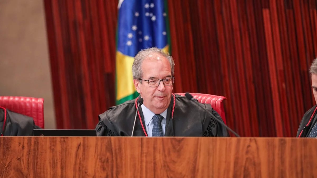 Corregedor do TSE veta conteúdo de Flávio que o Tribunal disse ser lícito