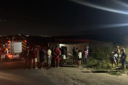 Criança morre após ser arremessada de moto em acidente com carro no Agreste da Paraíba