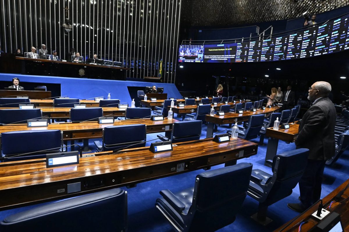 DAQUI A POUCO: Plenário do Senado discute PEC da Segurança Pública; votação pode ser ainda hoje